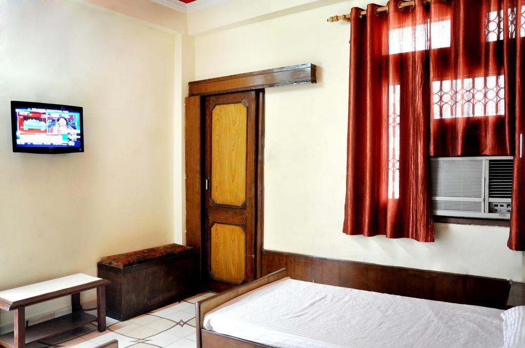 Hotel Le Ville - Unit Of Hotel Anuradha Palace Haridwār Rom bilde